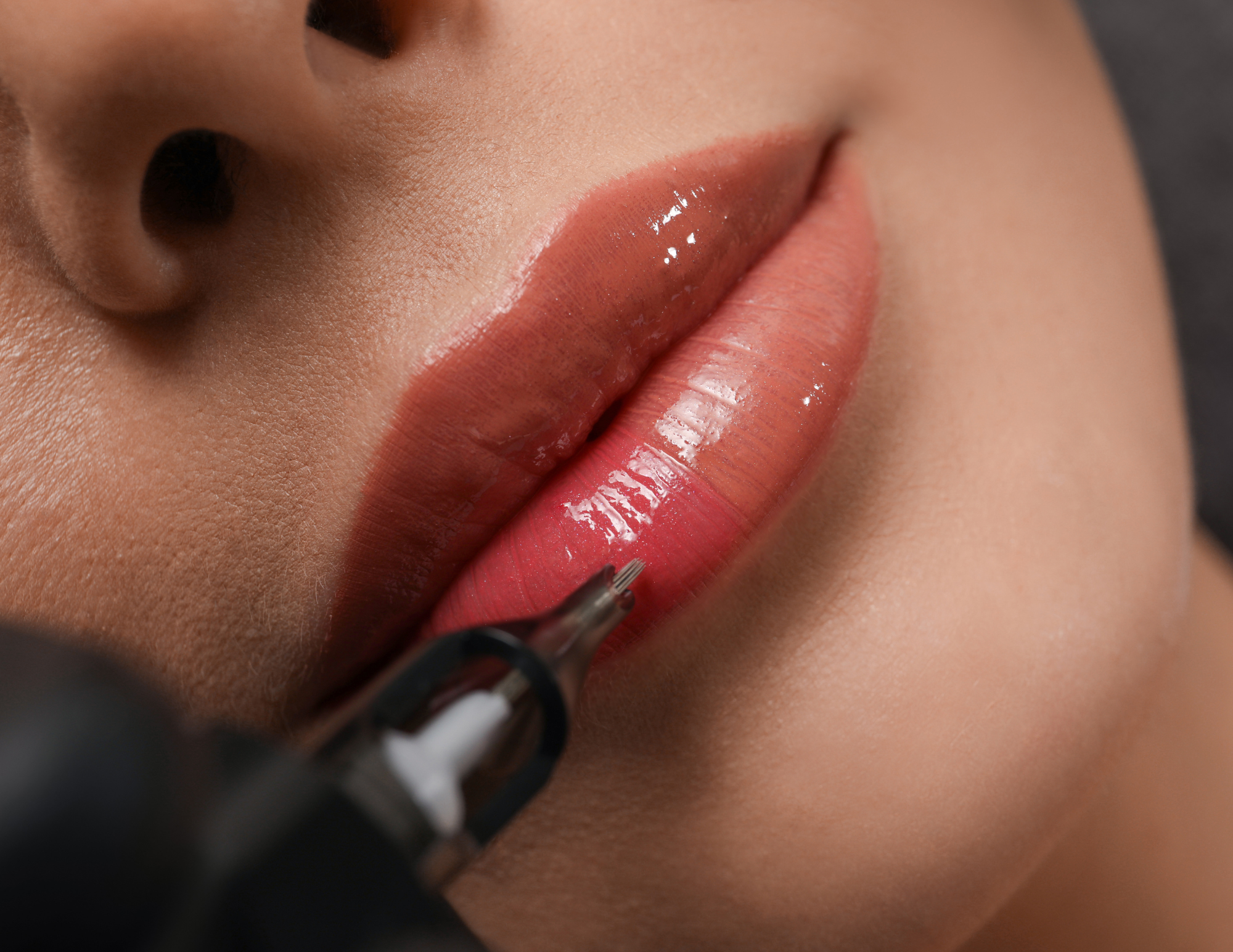 Semi-Permanent Makeup In Class Training - Lip Blush